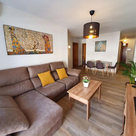 Galvez Flat, At Principal Railway Station In Malaga Apartment Екстериор снимка