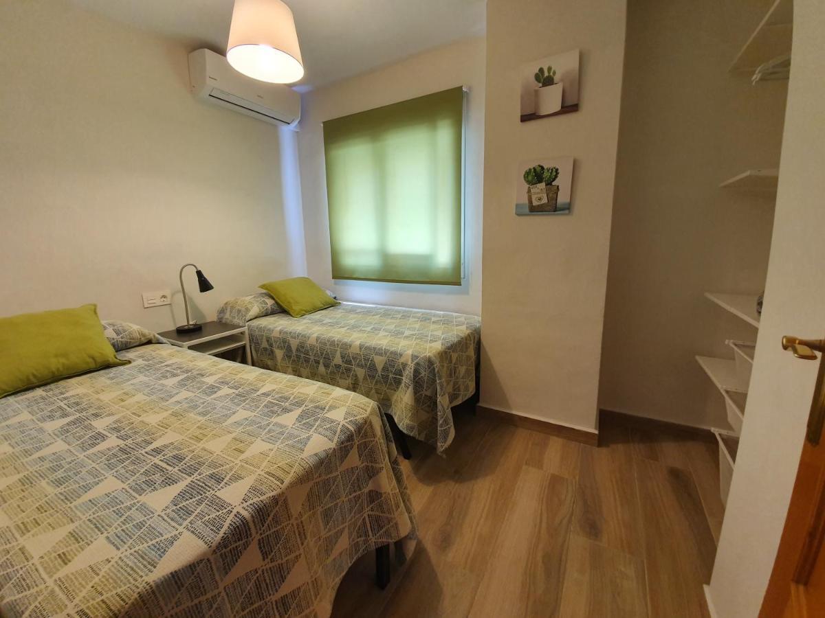 Galvez Flat, At Principal Railway Station In Malaga Apartment Екстериор снимка