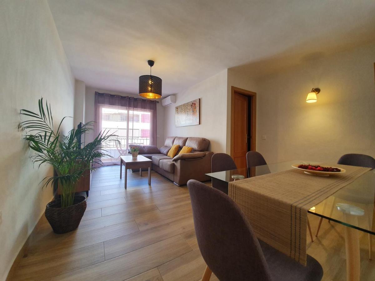 Galvez Flat, At Principal Railway Station In Malaga Apartment Екстериор снимка